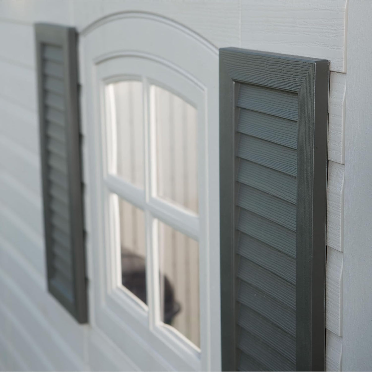 Abri de Jardin Tan 132,7 x 204,4 x 227,9 cm